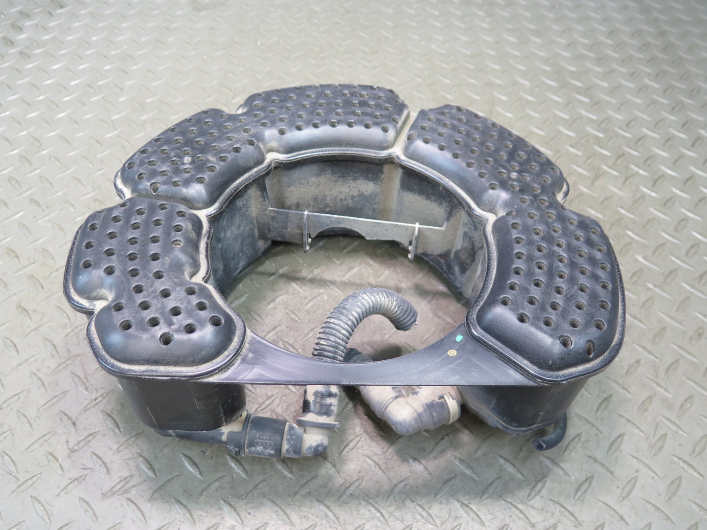 09-15 Audi TT S 8J Quattro Fuel Evap Charcoal Canister 1K0201797B OEM