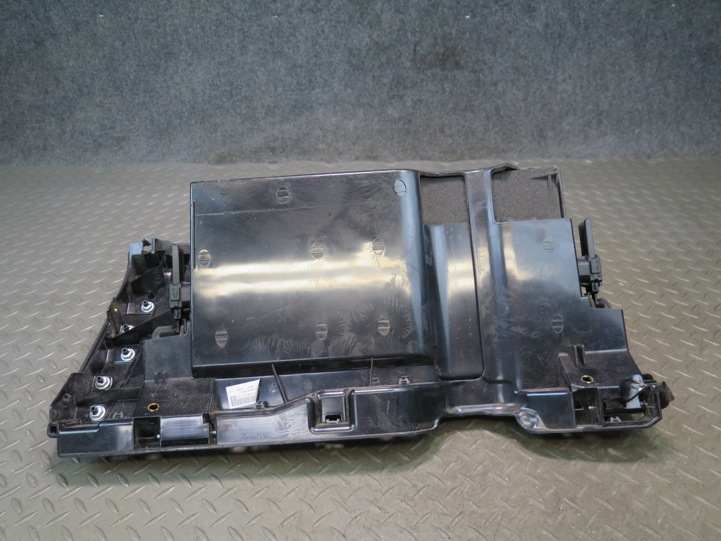 2011-2018 Porsche Cayenne 958 Dash Front Right Glove Box Compartment Storage