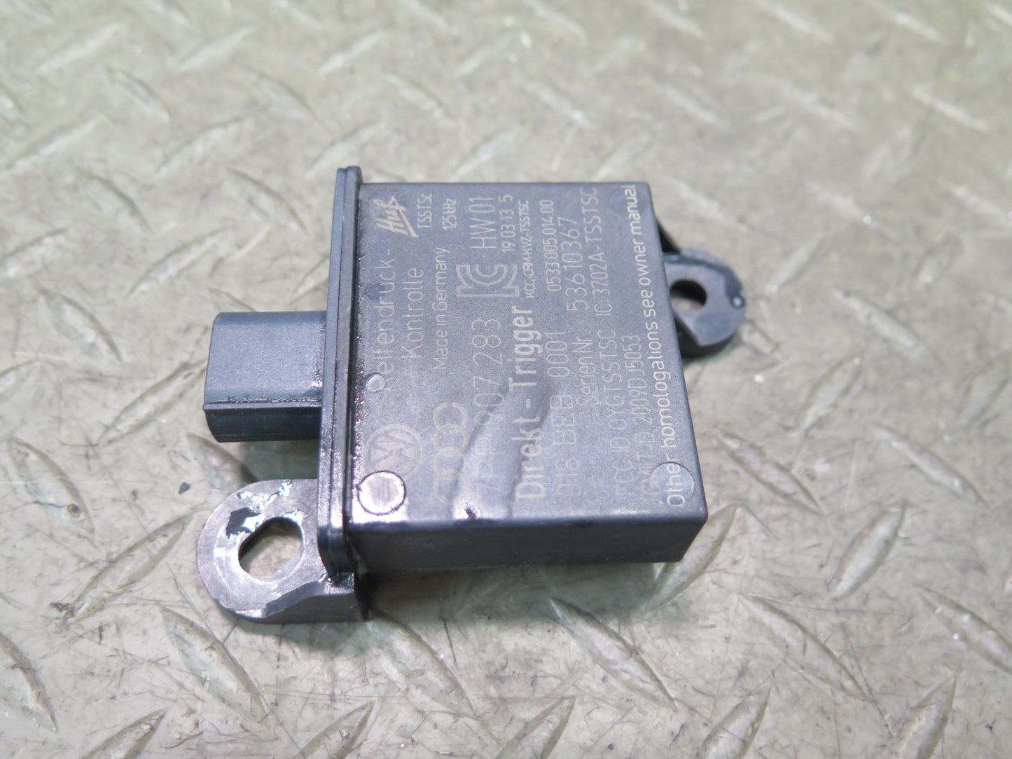 2011-2018 Porsche Cayenne 958 TPMS Tire Pressure Sensor Module 7PP907283