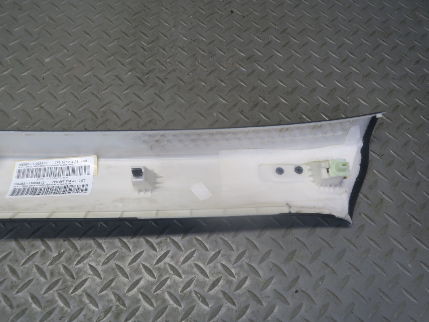 2011-2018 Porsche Cayenne 958 Front Interior A Pillar Trim Cover Panel Set of 2