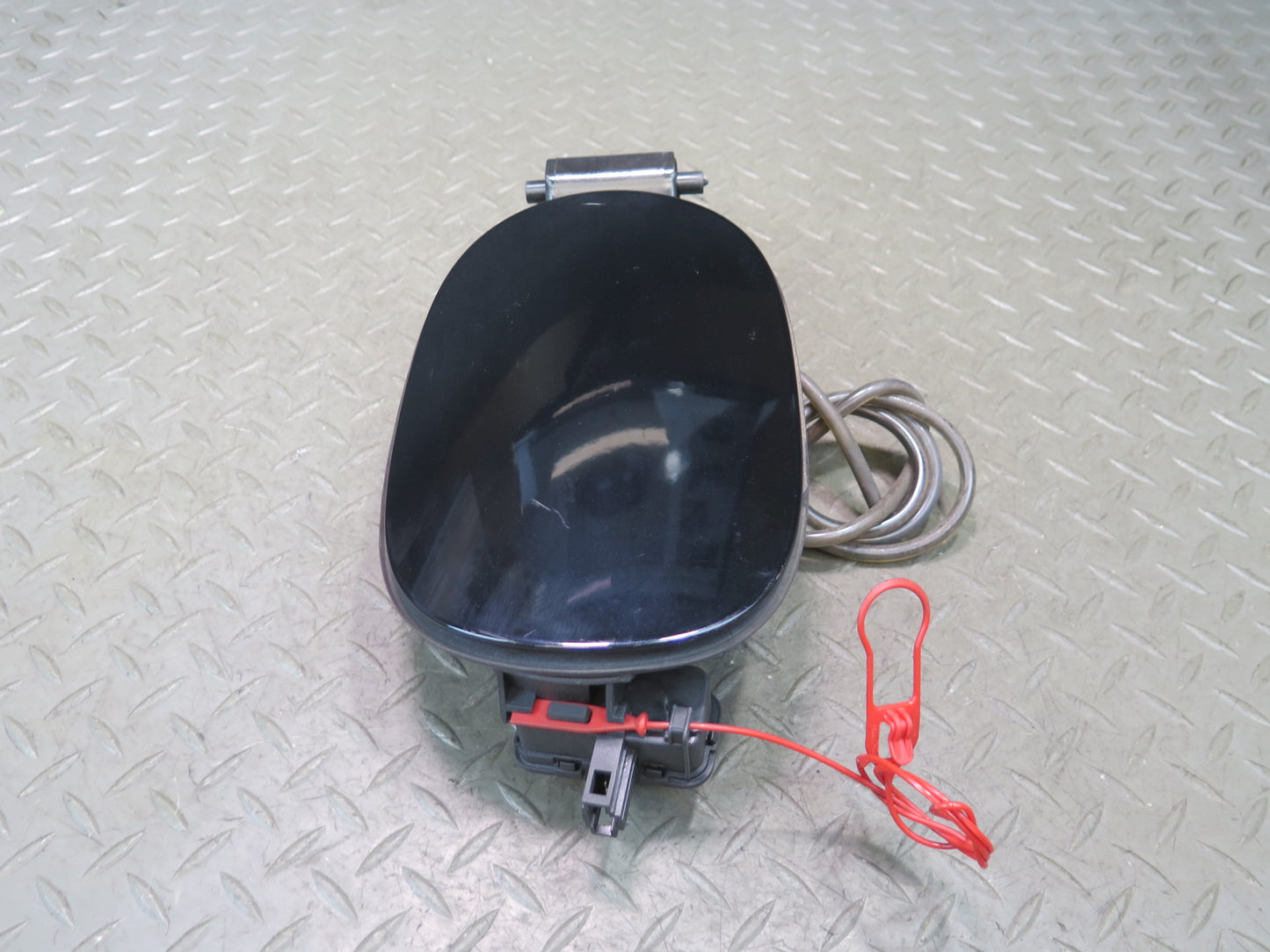 2011-2018 Porsche Cayenne 958 Fuel Tank Filler Door Lid Cover w Hinge & Actuator