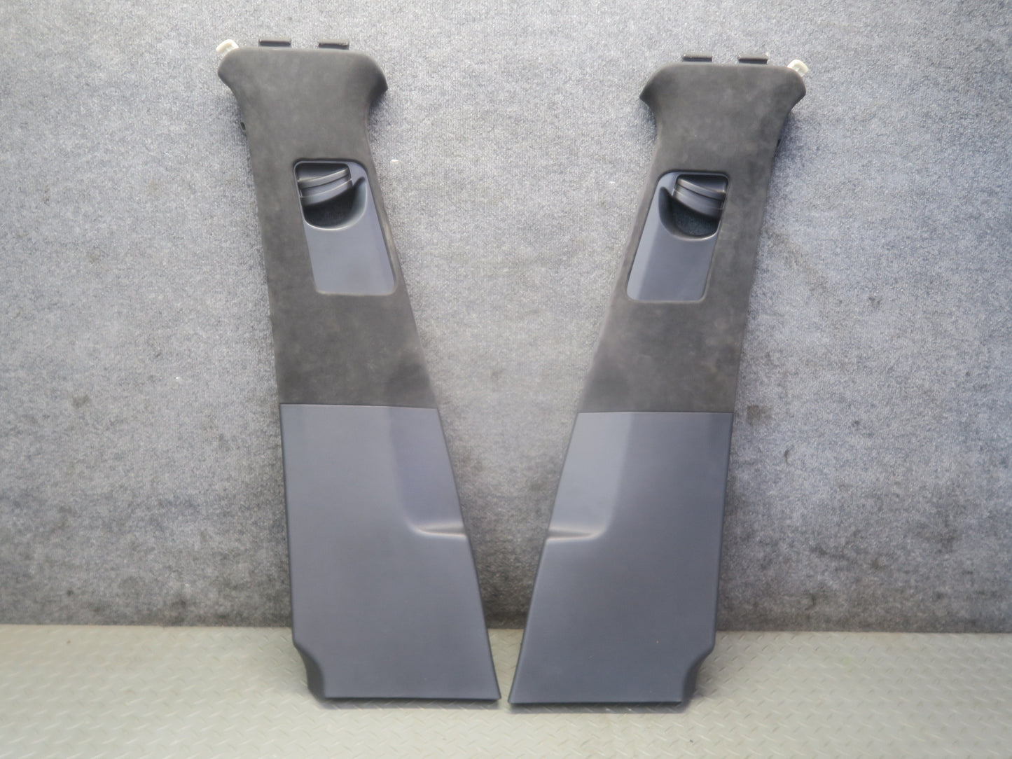 2011-2018 Porsche Cayenne 958 Center Interior B Pillar Trim Cover Panel Set of 2