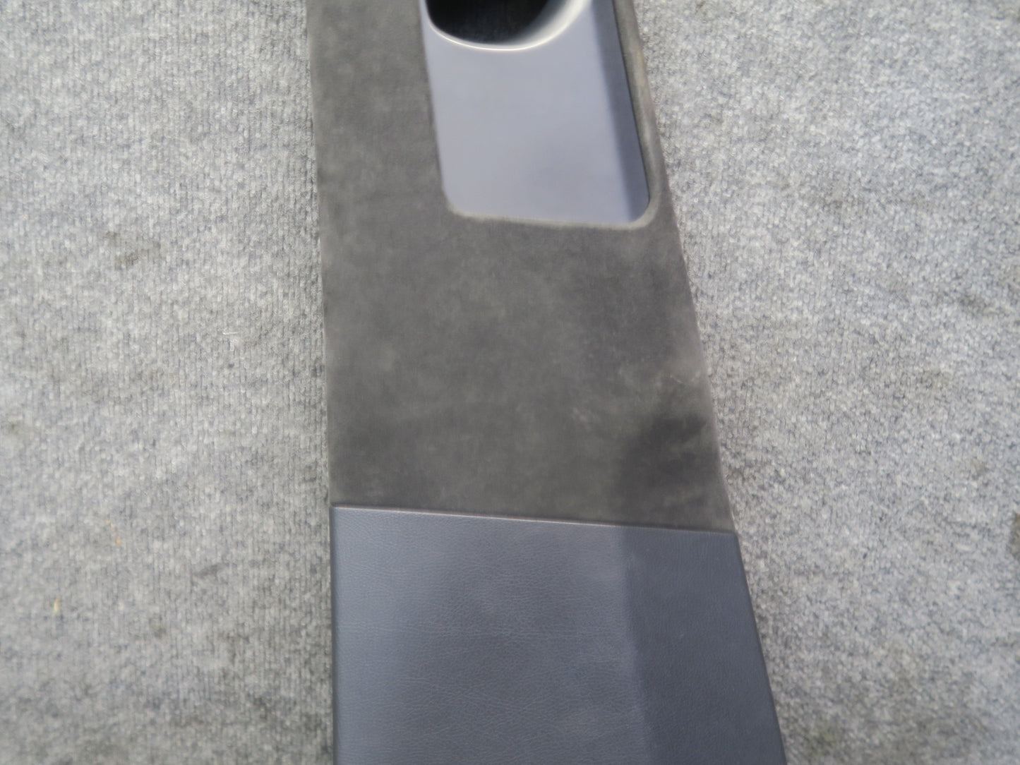 2011-2018 Porsche Cayenne 958 Center Interior B Pillar Trim Cover Panel Set of 2
