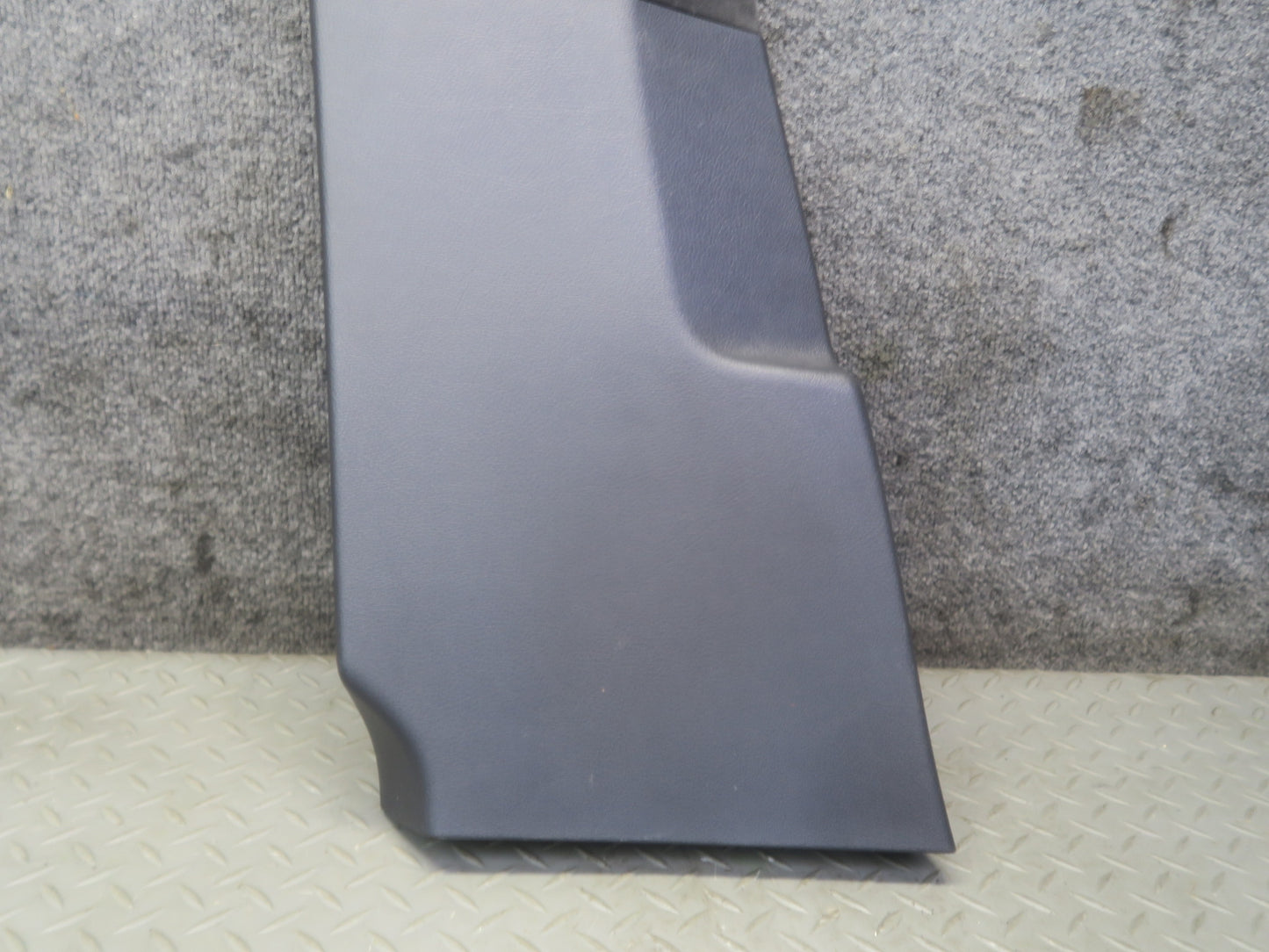 2011-2018 Porsche Cayenne 958 Center Interior B Pillar Trim Cover Panel Set of 2