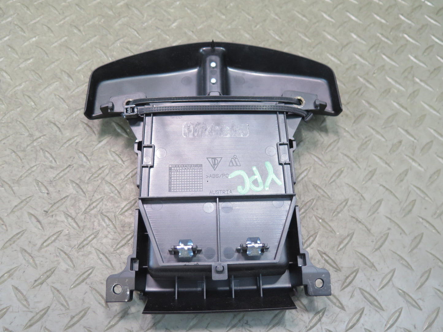 2011-2018 Porsche Cayenne 958 Rear Center Console Lock Unlock Switch Panel