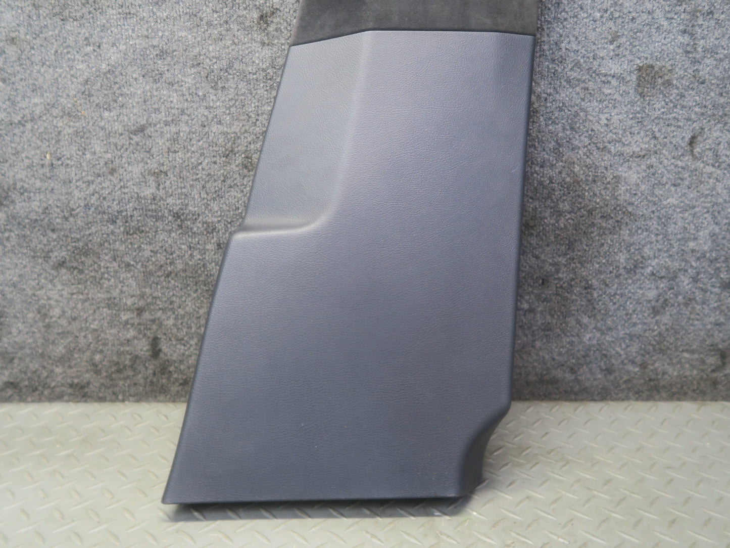 2011-2018 Porsche Cayenne 958 Center Interior B Pillar Trim Cover Panel Set of 2