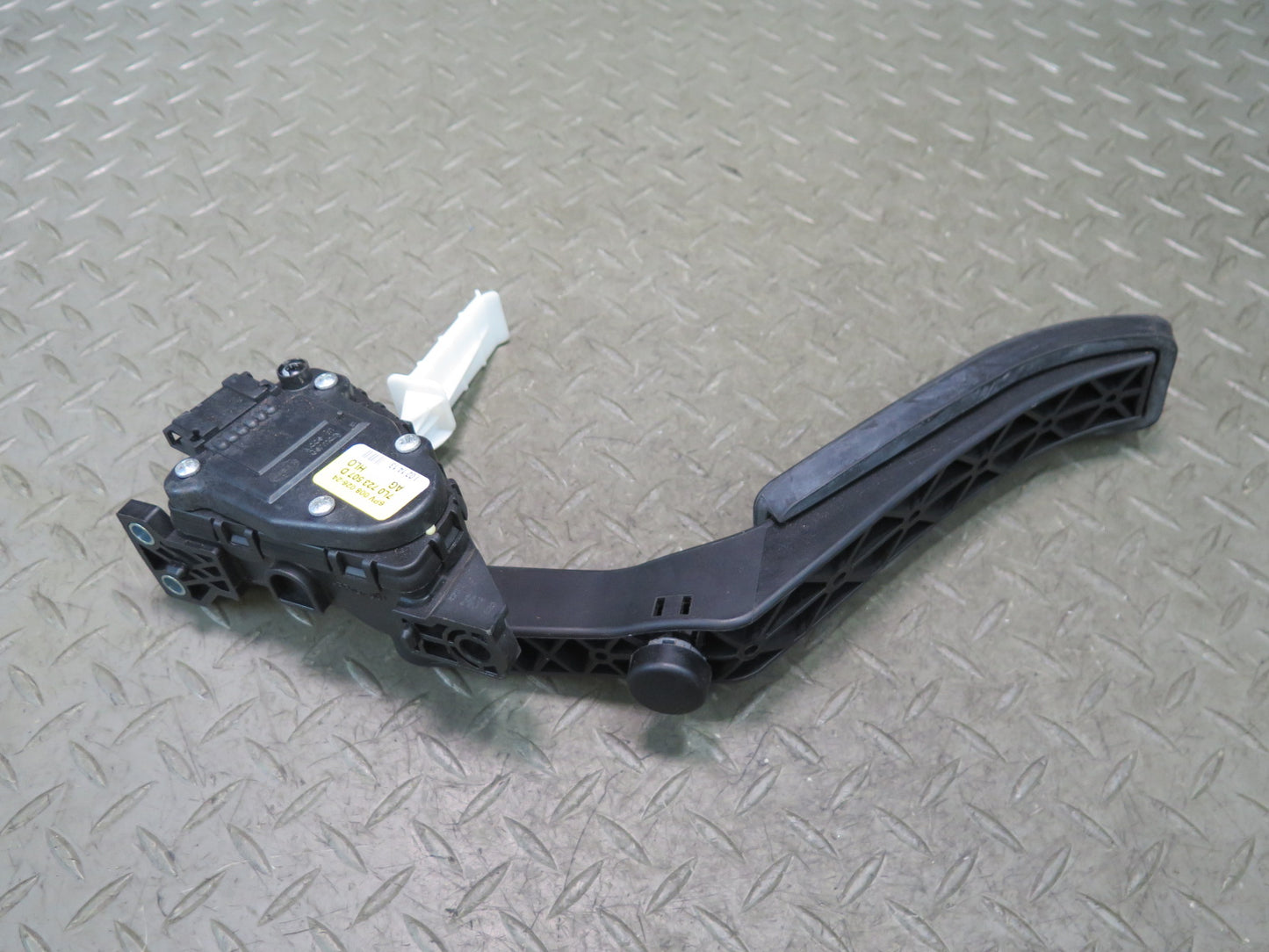 2011-2018 Porsche Cayenne 958 Gas Acceleration Pedal Sensor 7L0723507D