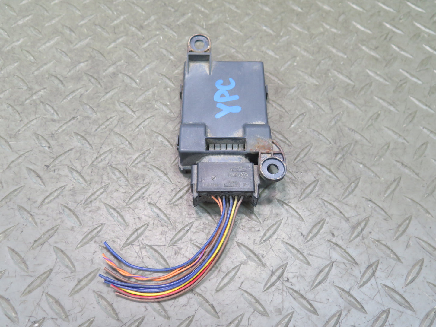 2011-2014 Porsche Cayenne 958 TPMS Tire Pressure Monitor Control Module