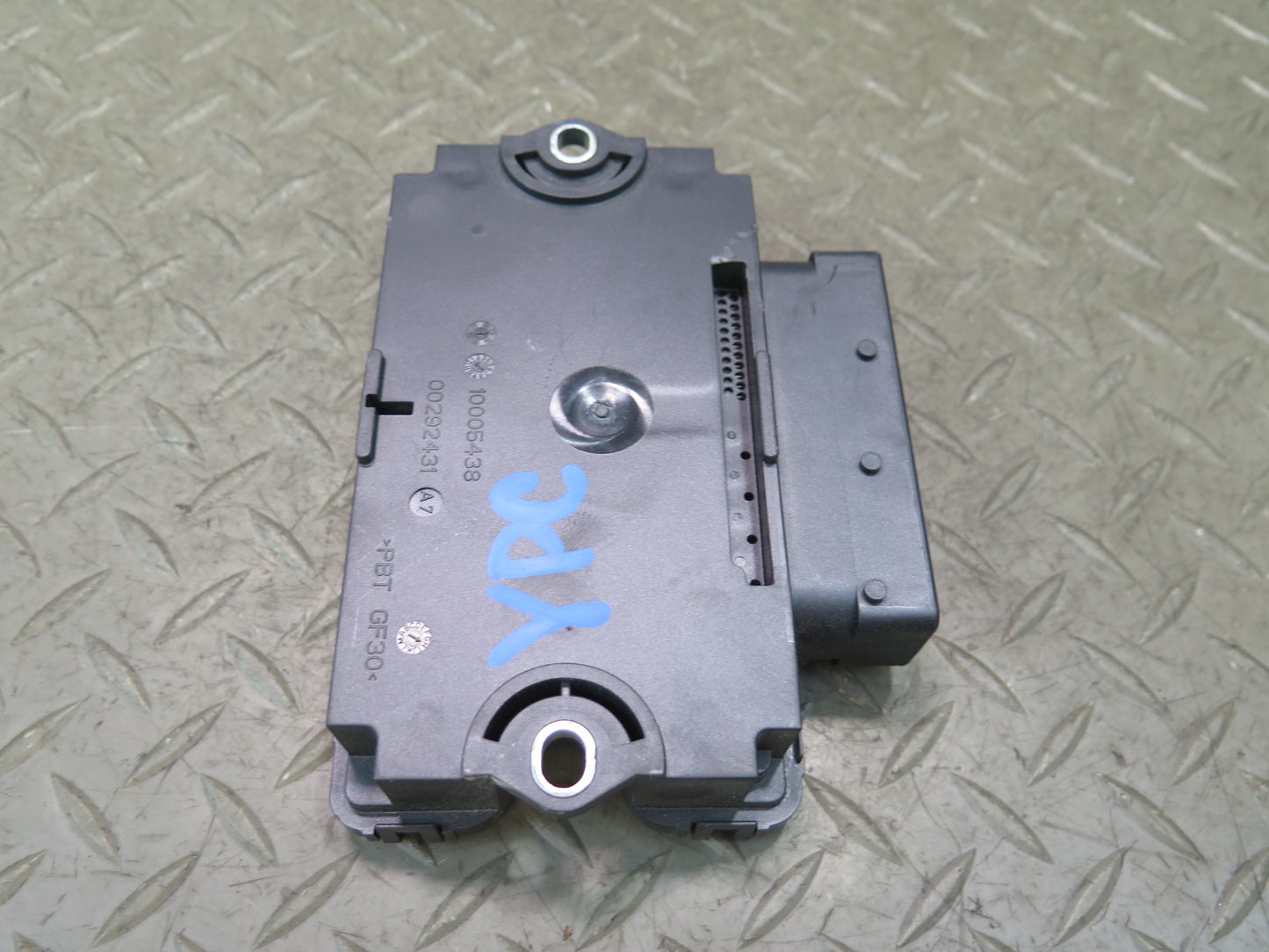 2011-2018 Porsche Cayenne 958 Parking Brake Control Module 7P0907801F