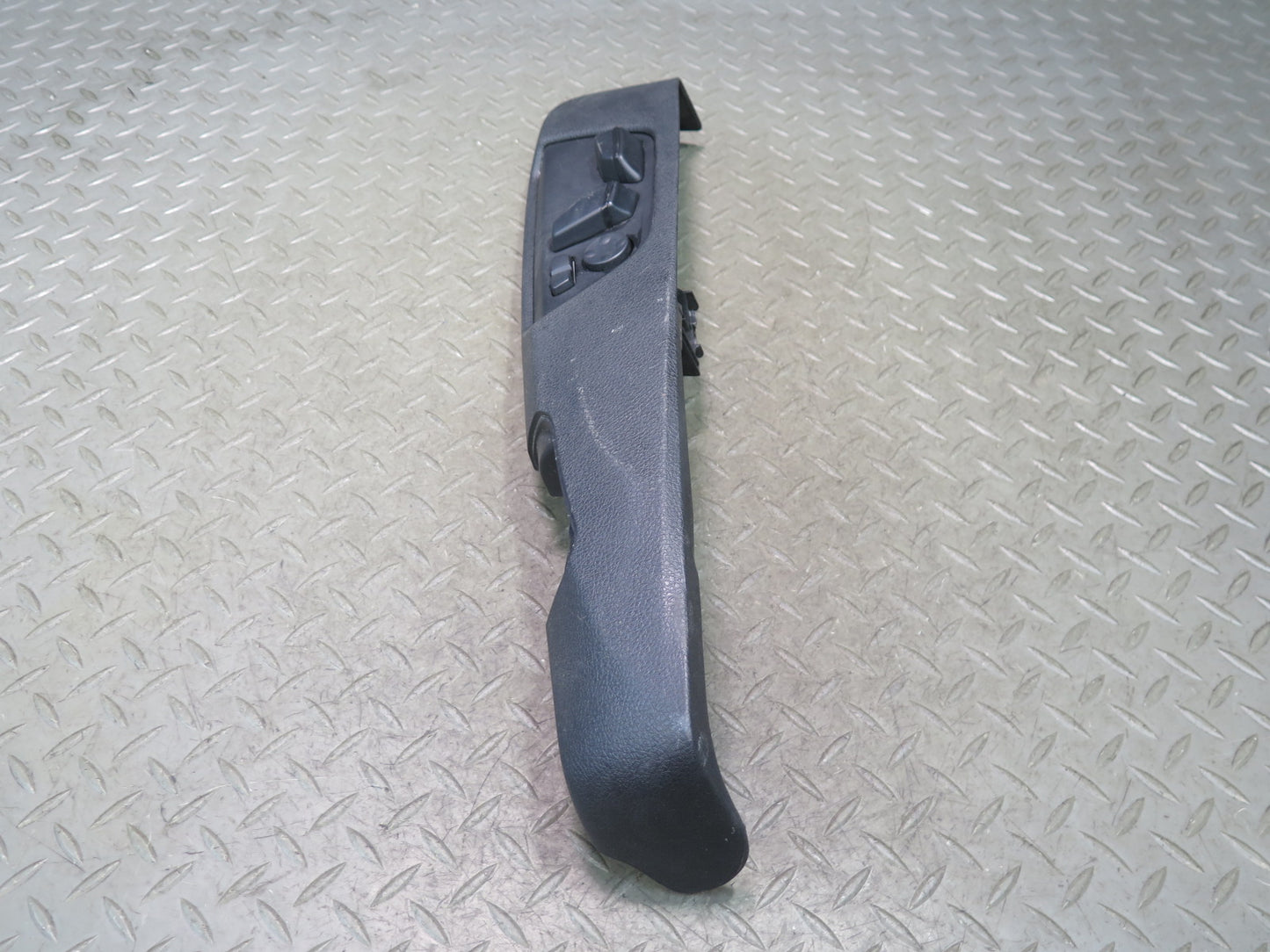 2015-2020 BMW F82 M4 Front Right Pass Side Seat Adjustment Control Switch Panel