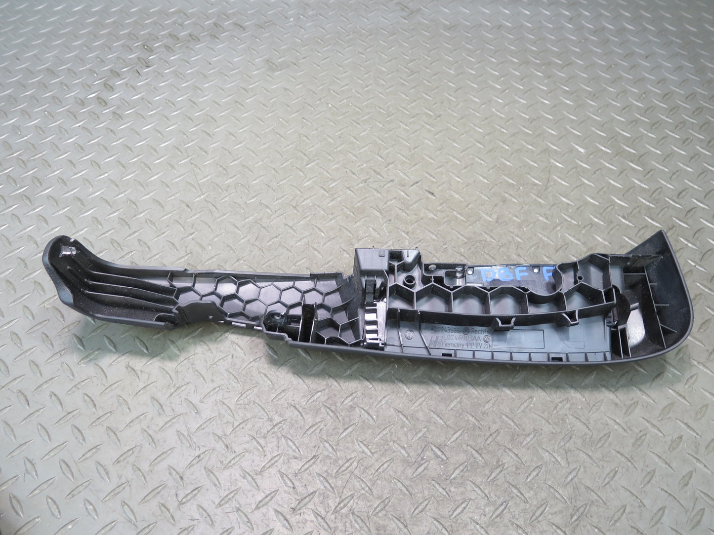 2015-2020 BMW F82 M4 Front Right Pass Side Seat Adjustment Control Switch Panel