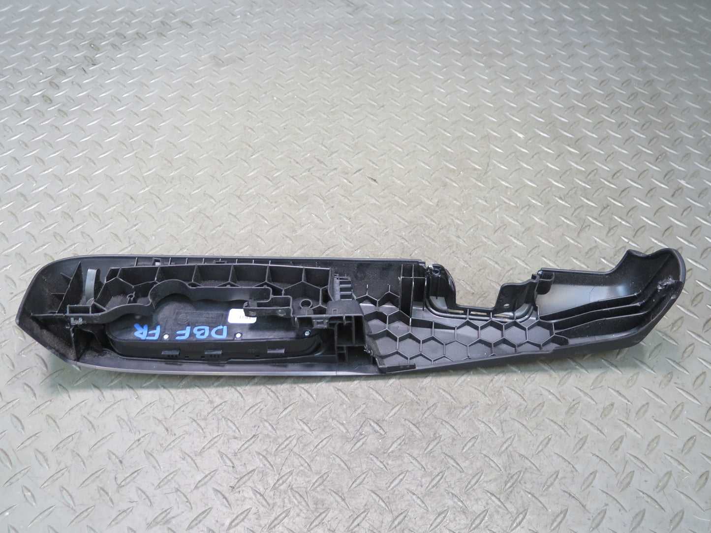2015-2020 BMW F82 M4 Front Right Pass Side Seat Adjustment Control Switch Panel
