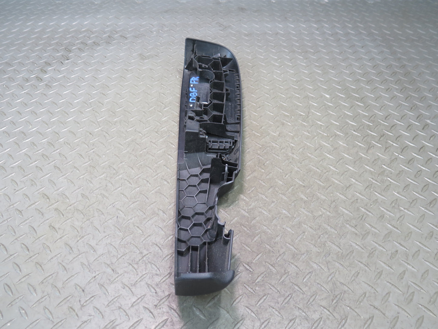 2015-2020 BMW F82 M4 Front Right Pass Side Seat Adjustment Control Switch Panel