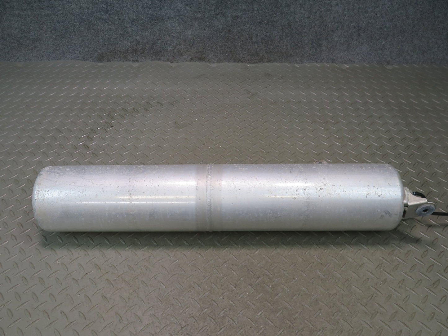 2011-2018 Porsche Cayenne 958 Air Suspension Tank Reservoir 7P0616201A
