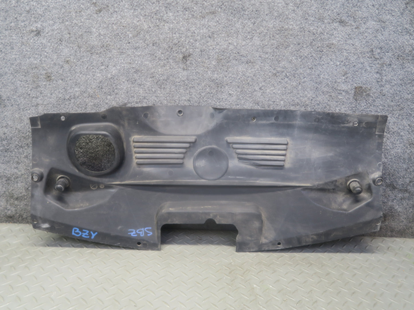 03-08 BMW E85 Z4 Engine Upper Trim Cover Panel OEM