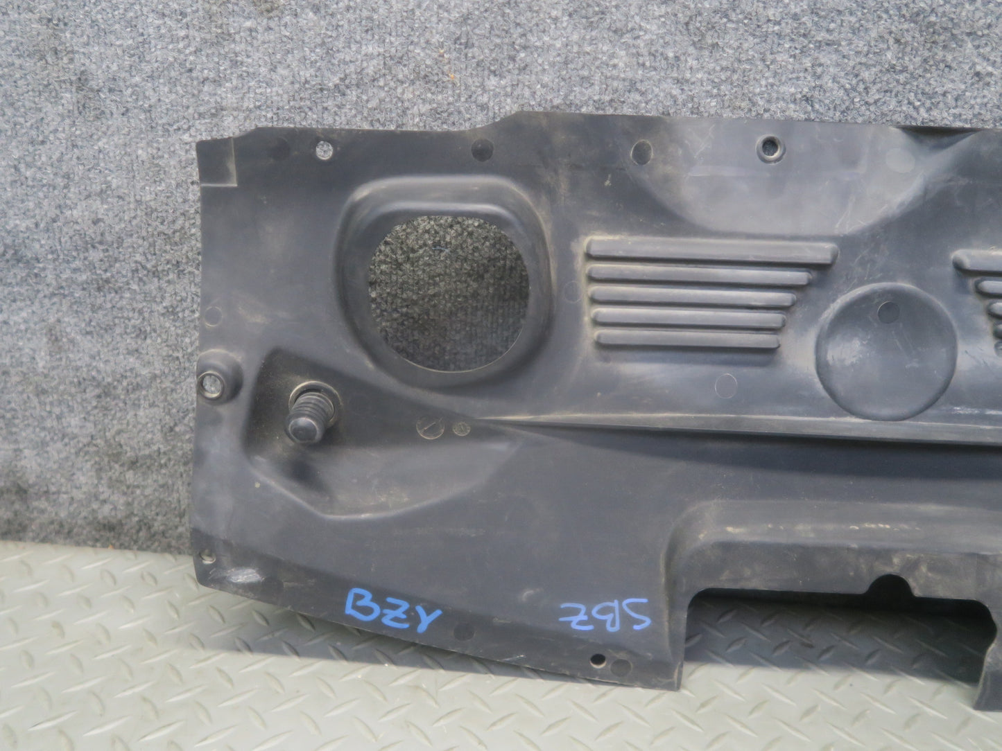 03-08 BMW E85 Z4 Engine Upper Trim Cover Panel OEM