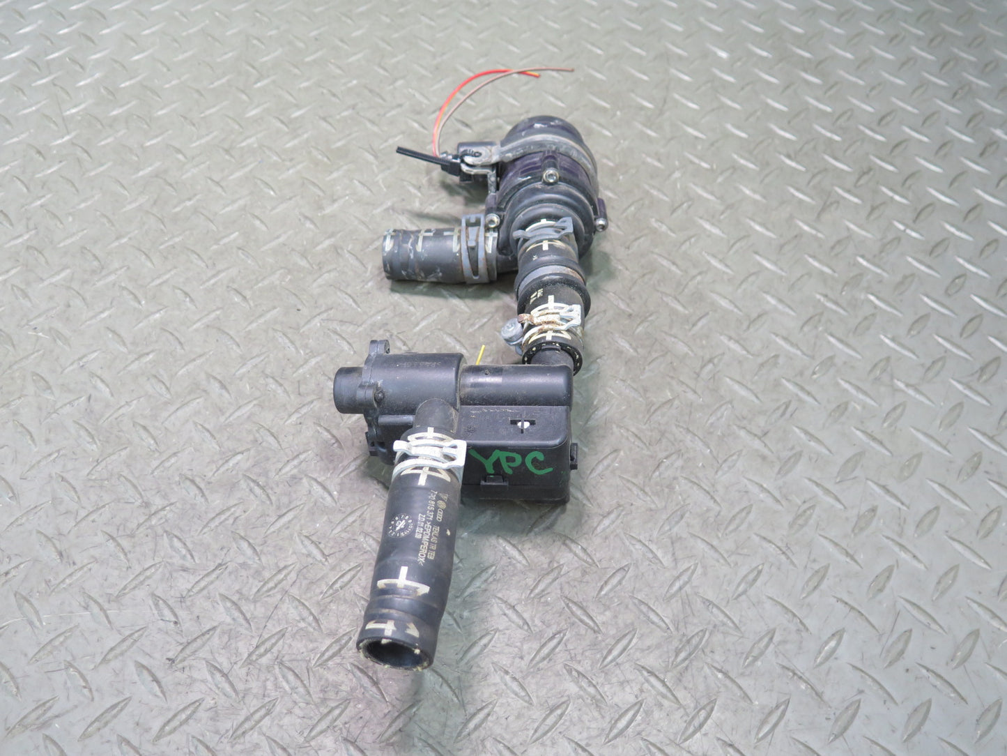 11-14 Porsche Cayenne 958 4.8L Hvac Heater Water Control  Auxiliary Valve Set