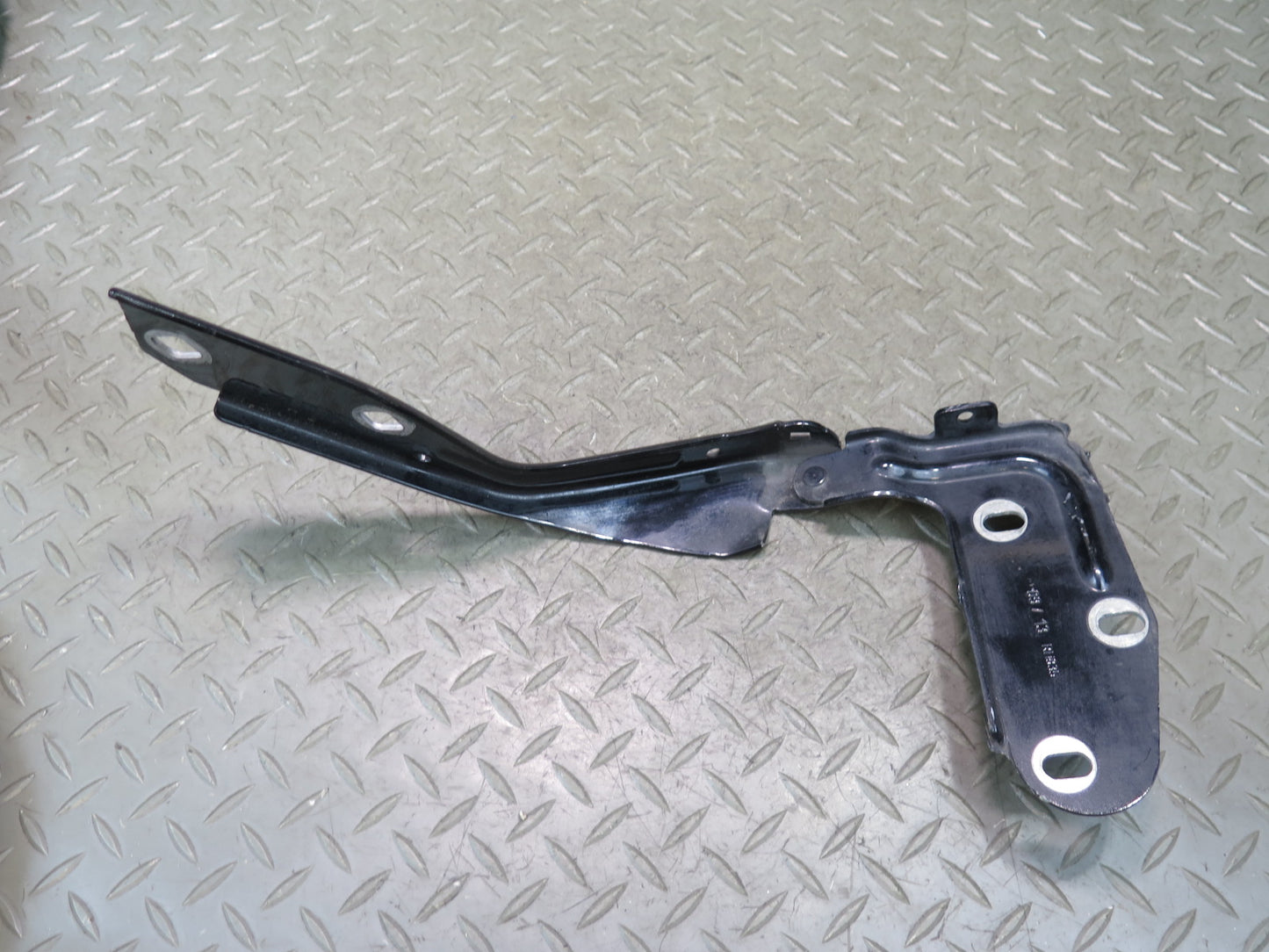 2011-2014 Porsche Cayenne 958 Front Left & Right Hood Hinge Set of 2