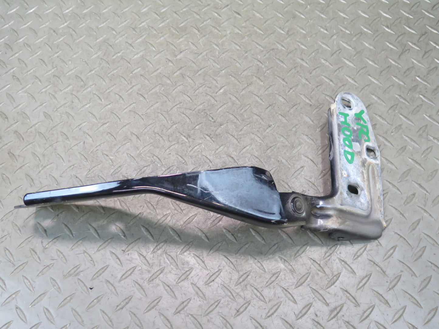 2011-2014 Porsche Cayenne 958 Front Left & Right Hood Hinge Set of 2