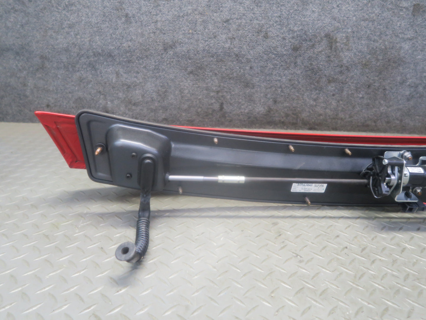 11-15 Audi TT S 8J Coupe Rear Motorized Spoiler Wing RED 8J0827948E OEM