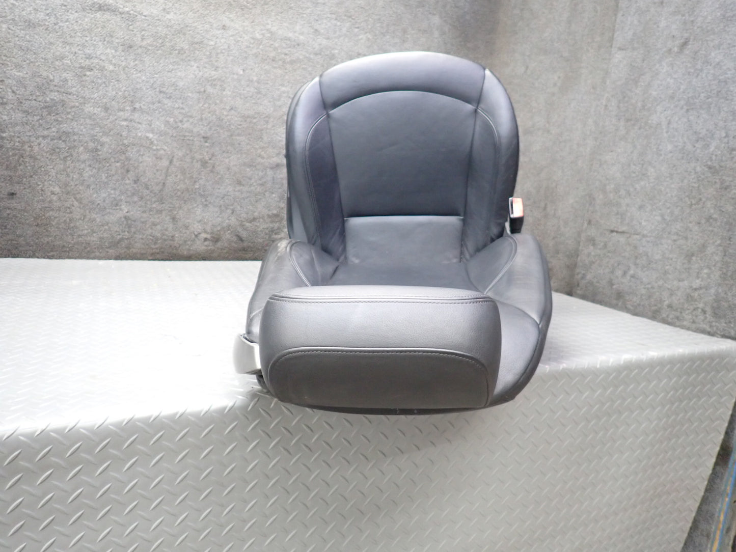 03-04 BMW E85 Z4 Set of 2 Left & Right Sport Memory Leather Seat Black Set OEM