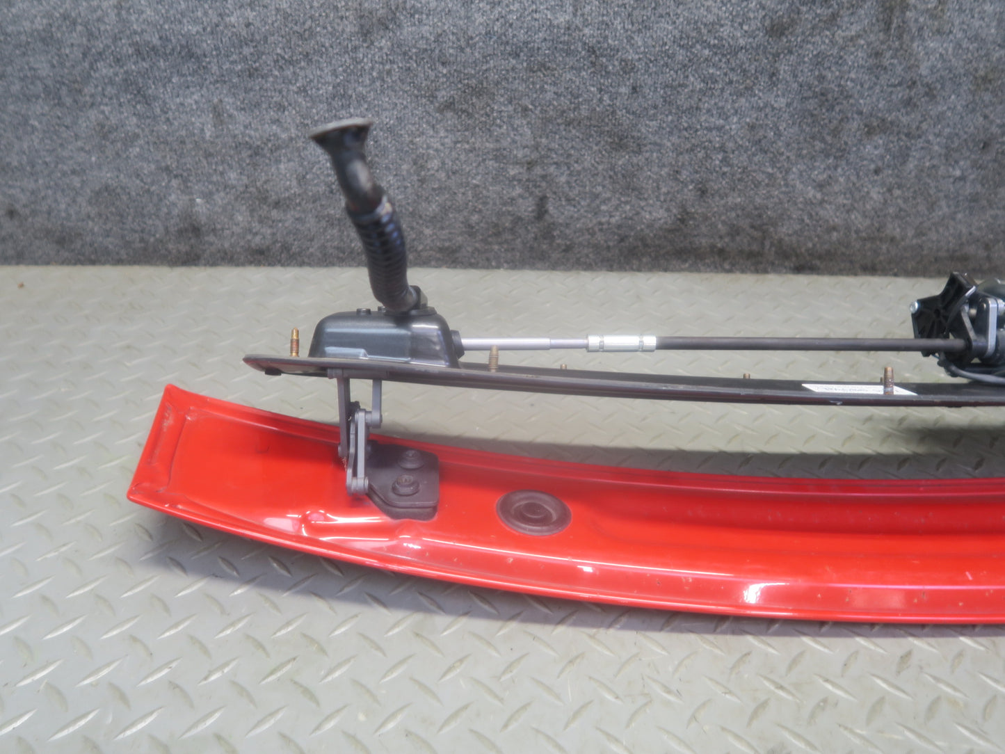 11-15 Audi TT S 8J Coupe Rear Motorized Spoiler Wing RED 8J0827948E OEM