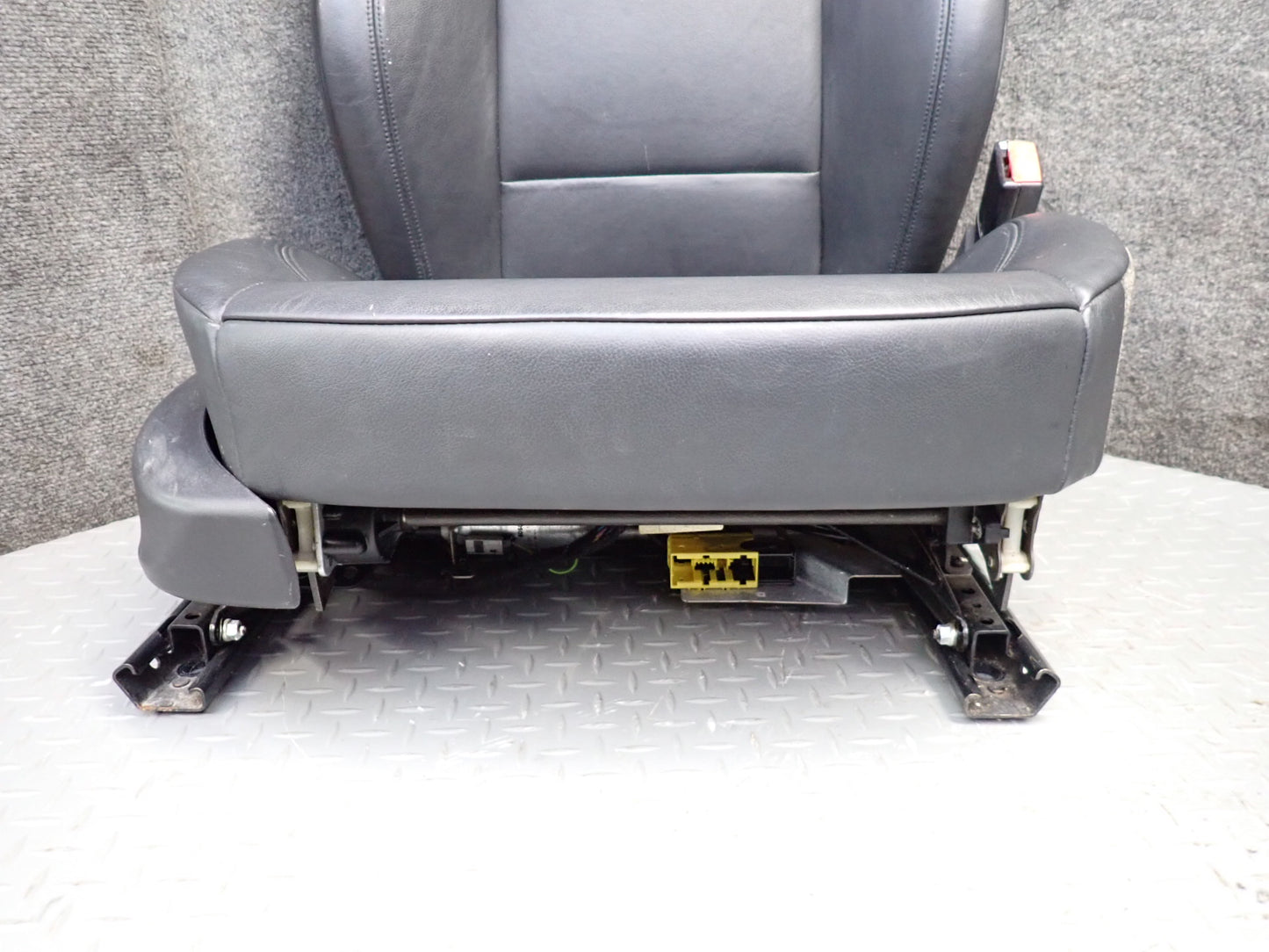 03-04 BMW E85 Z4 Set of 2 Left & Right Sport Memory Leather Seat Black Set OEM