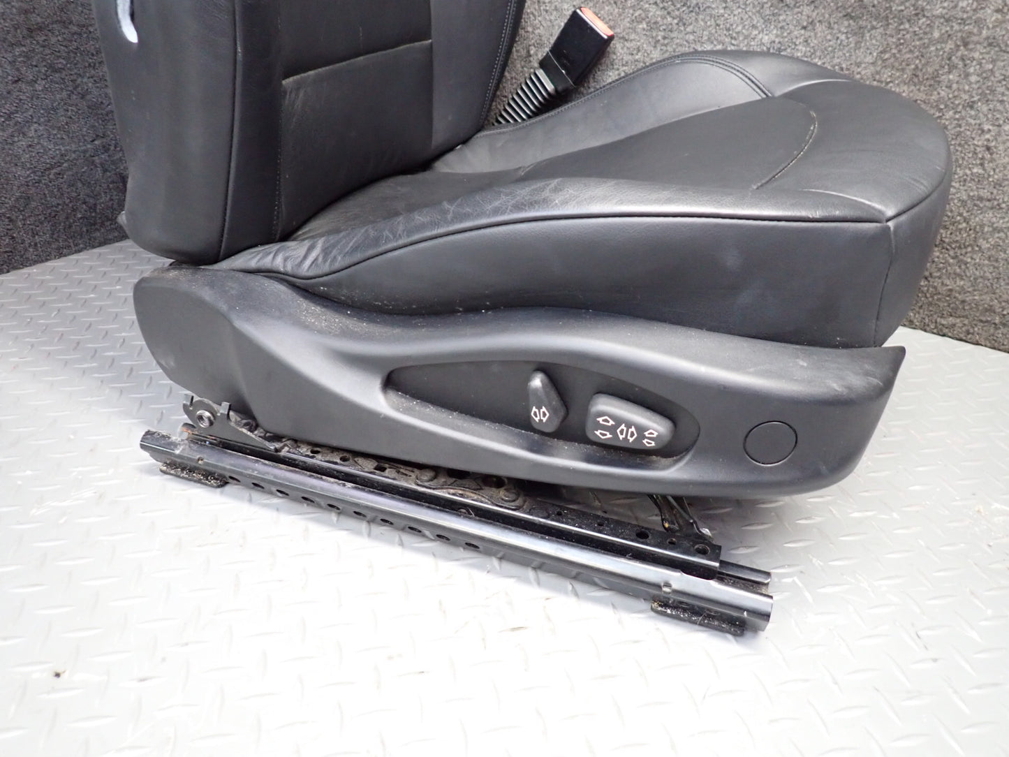 03-04 BMW E85 Z4 Set of 2 Left & Right Sport Memory Leather Seat Black Set OEM