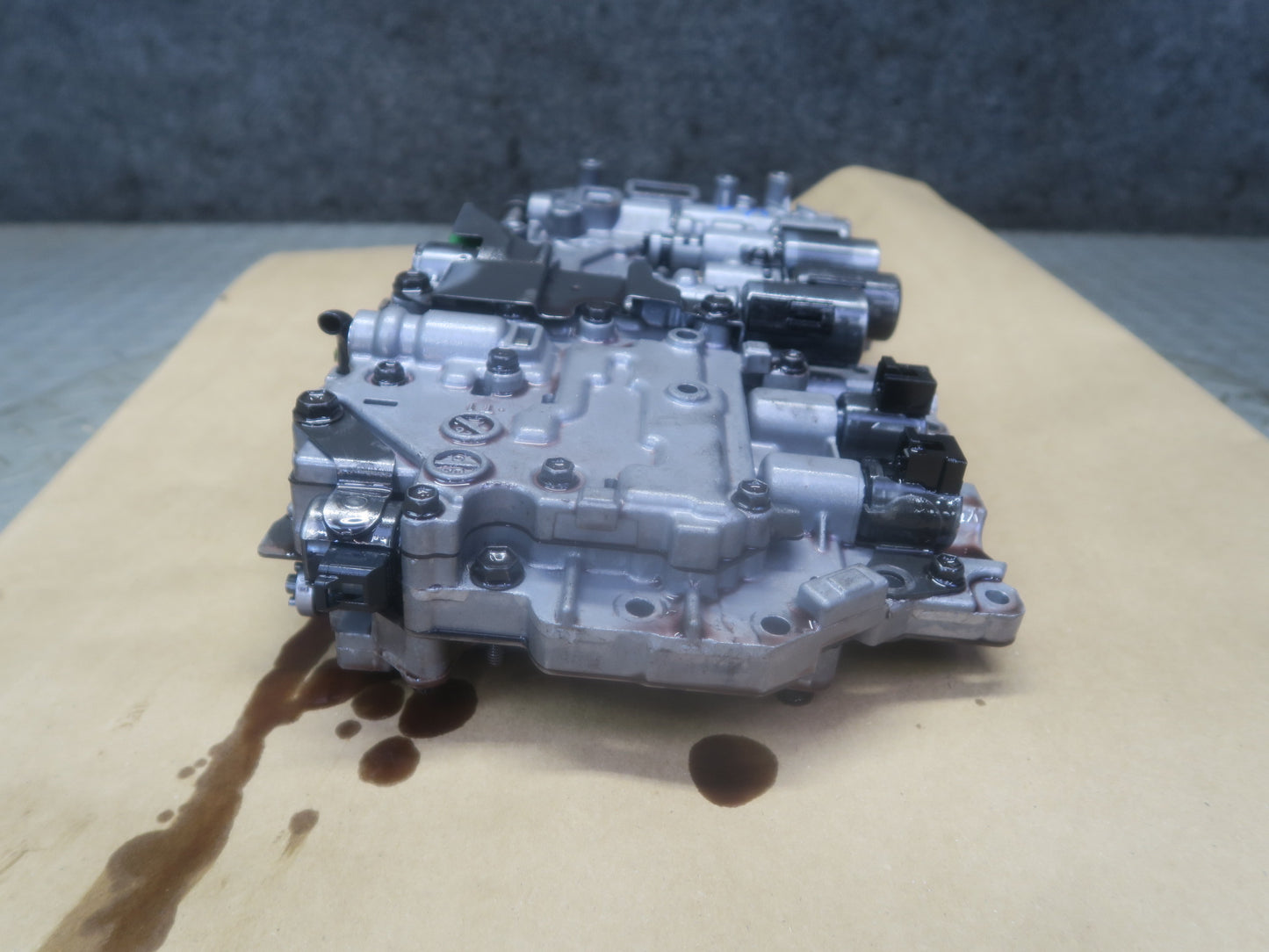 02-05 Lexus JCE10L IS300 A650E A/T Transmission Valve Body Mechatronic OEM