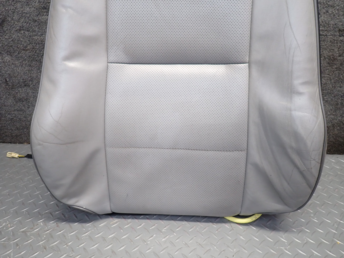 01-05 Lexus JCE10L IS300 Front Left Seat Upper Backrest Leather Cushion OEM