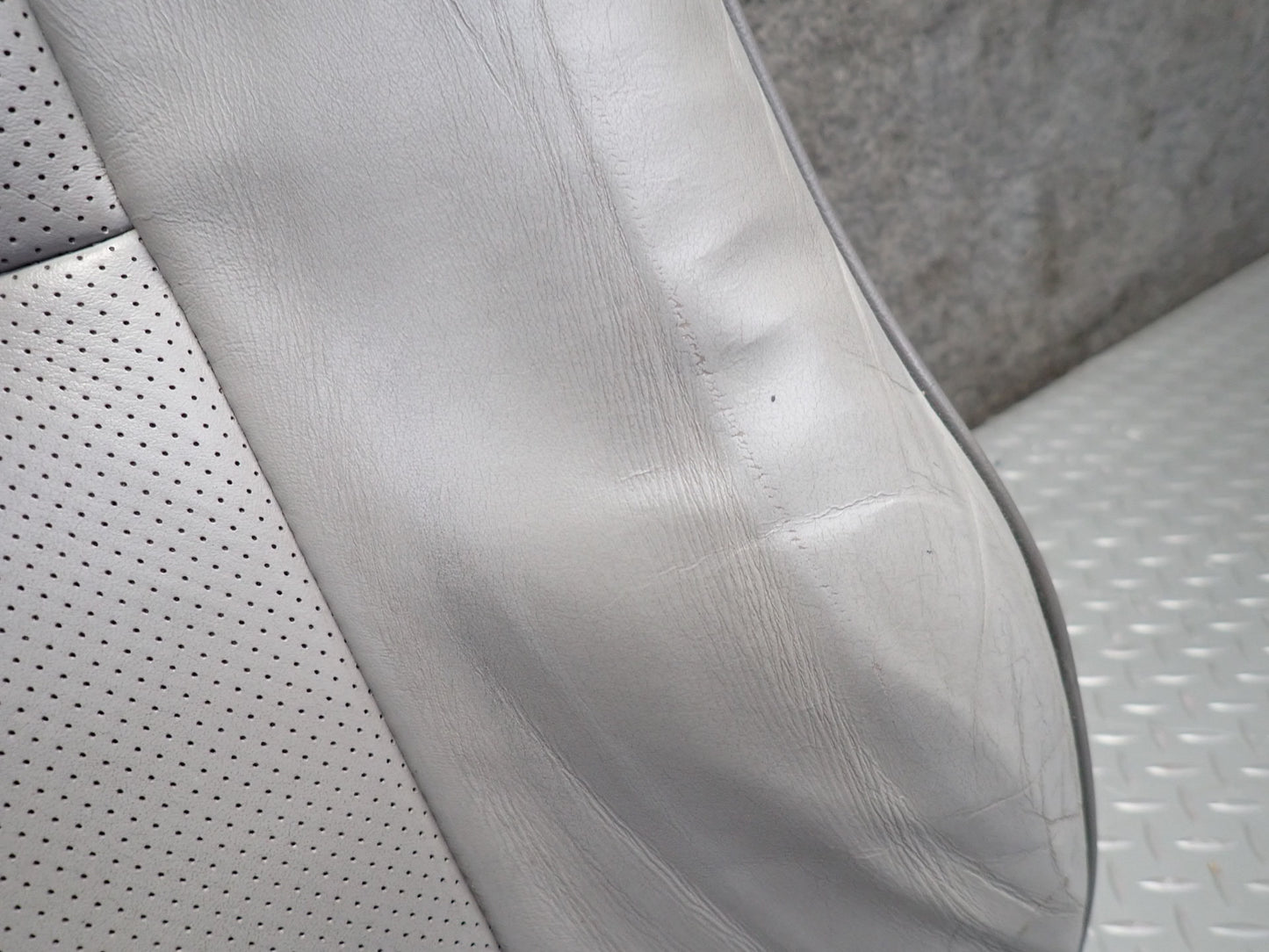 01-05 Lexus JCE10L IS300 Front Left Seat Upper Backrest Leather Cushion OEM