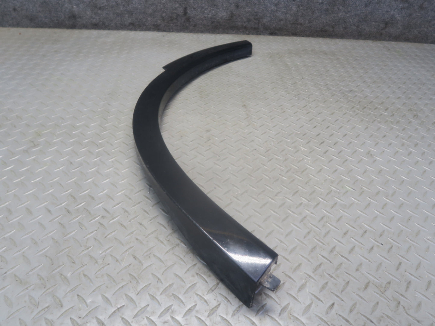 2013-2014 Porsche Cayenne 958 GTS Rear Left Wheel Arch Fender Flare Molding