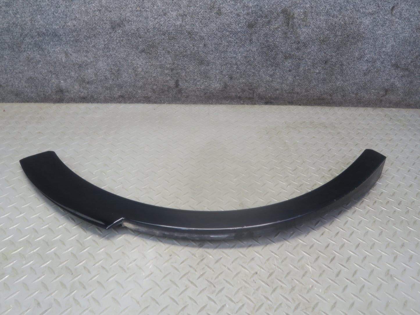 2013-2014 Porsche Cayenne 958 GTS Rear Left Wheel Arch Fender Flare Molding