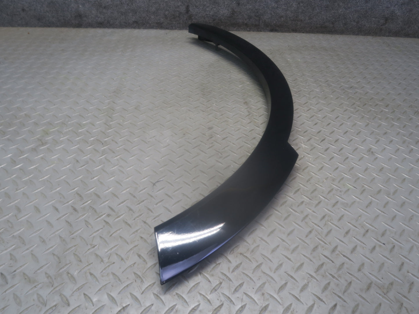 2013-2014 Porsche Cayenne 958 GTS Rear Left Wheel Arch Fender Flare Molding