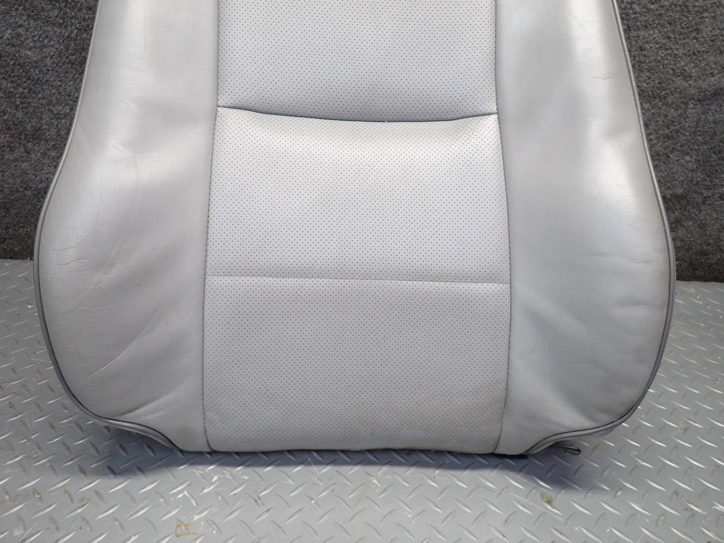 01-05 Lexus JCE10L IS300 Front Right Seat Upper Backrest Leather Cushion OEM