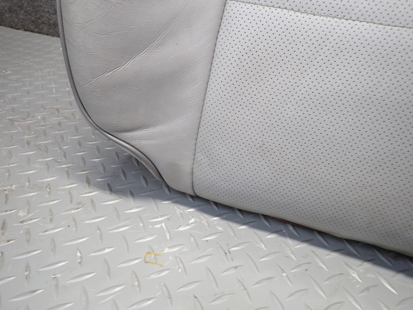 01-05 Lexus JCE10L IS300 Front Right Seat Upper Backrest Leather Cushion OEM
