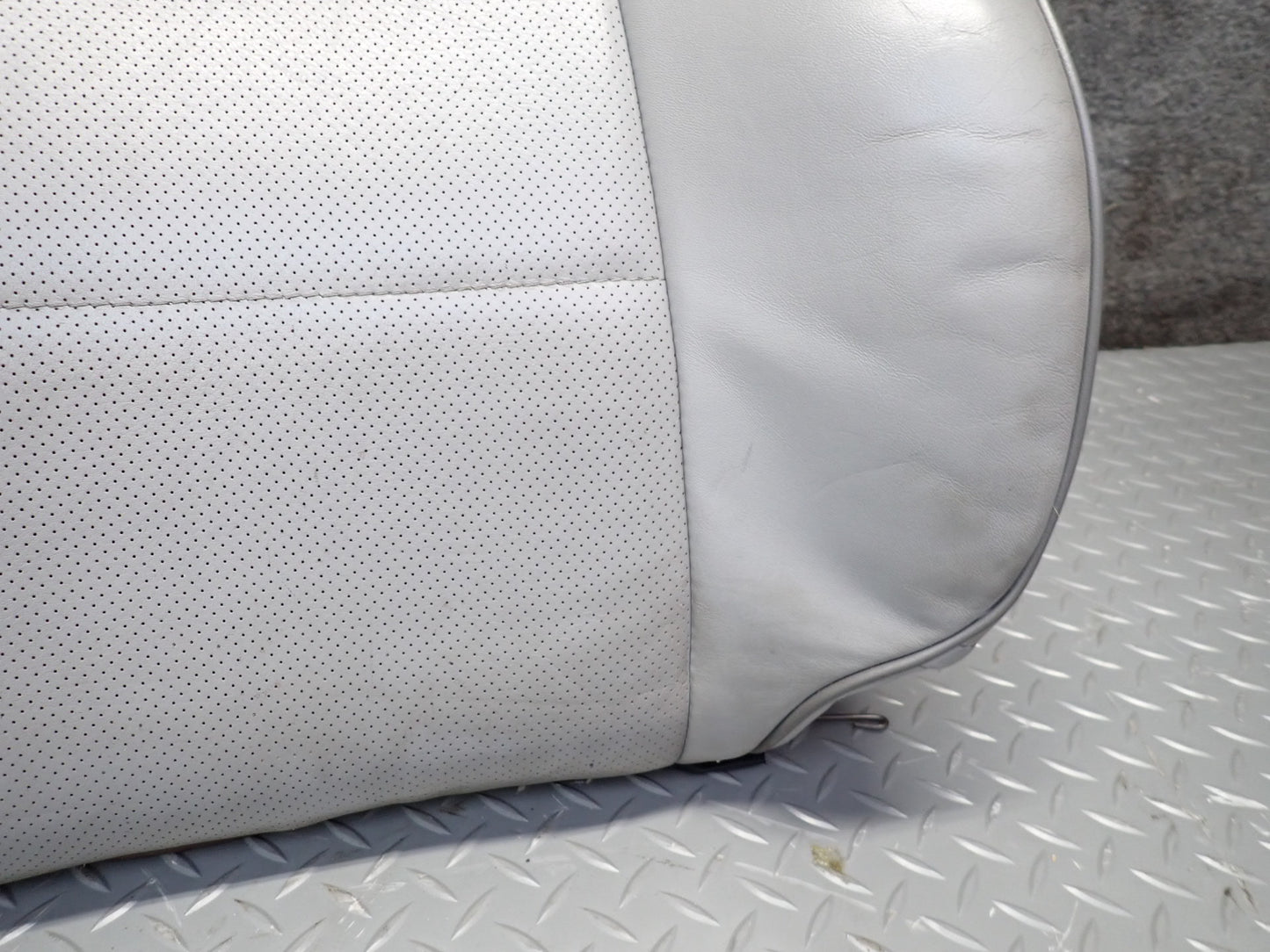 01-05 Lexus JCE10L IS300 Front Right Seat Upper Backrest Leather Cushion OEM