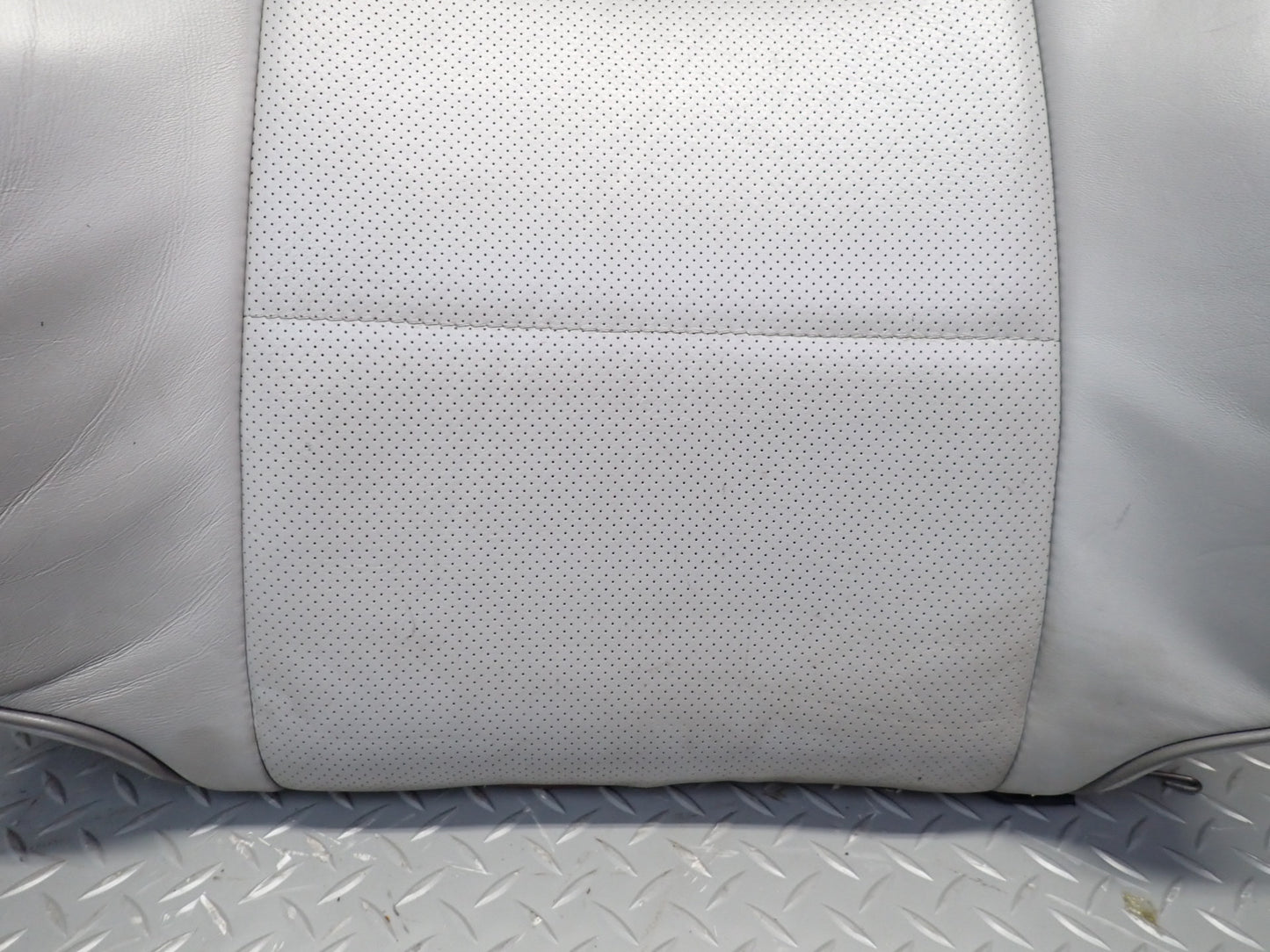 01-05 Lexus JCE10L IS300 Front Right Seat Upper Backrest Leather Cushion OEM