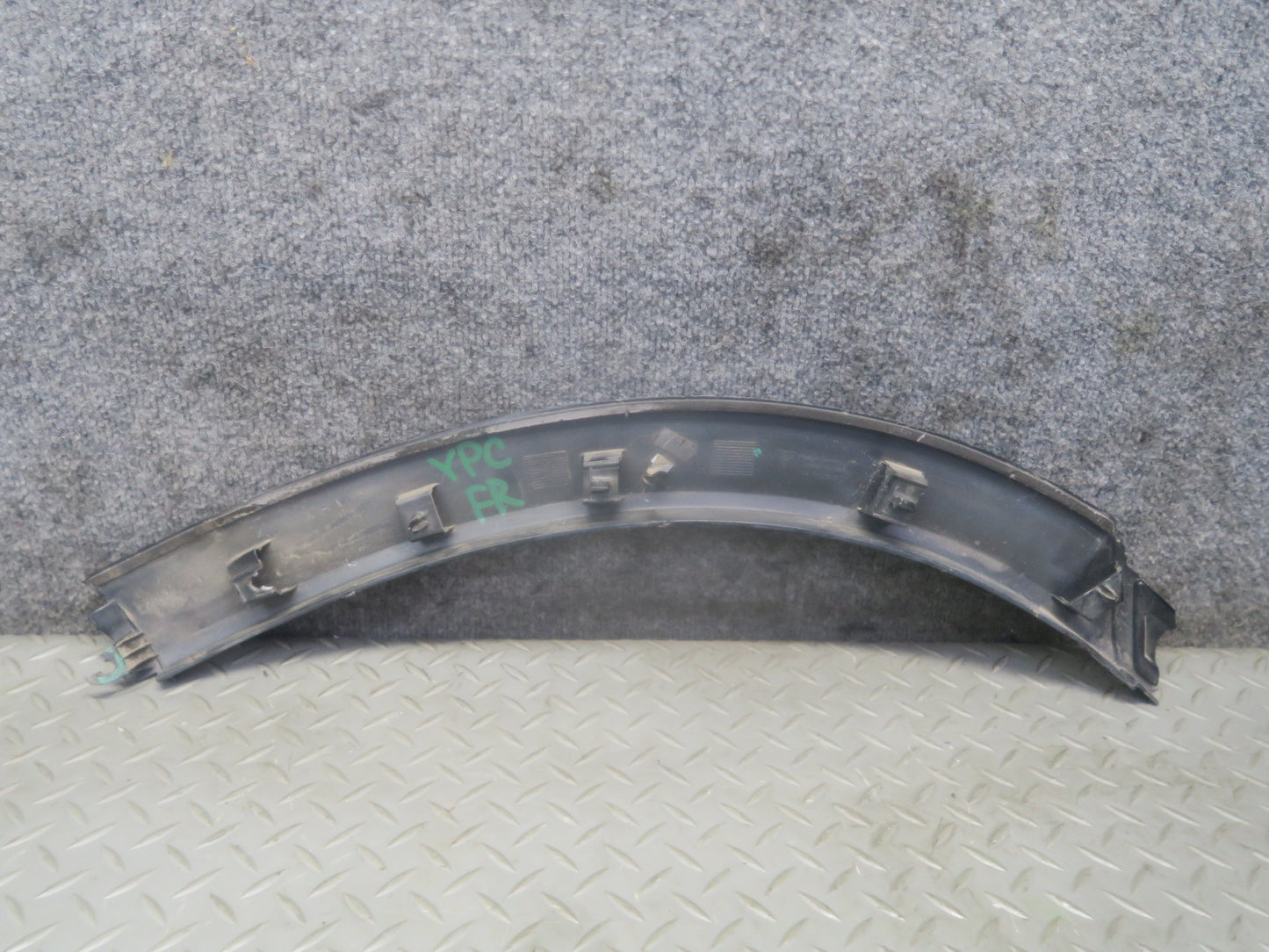 2013-2014 Porsche Cayenne 958 GTS Front Right Wheel Arch Fender Flare Molding