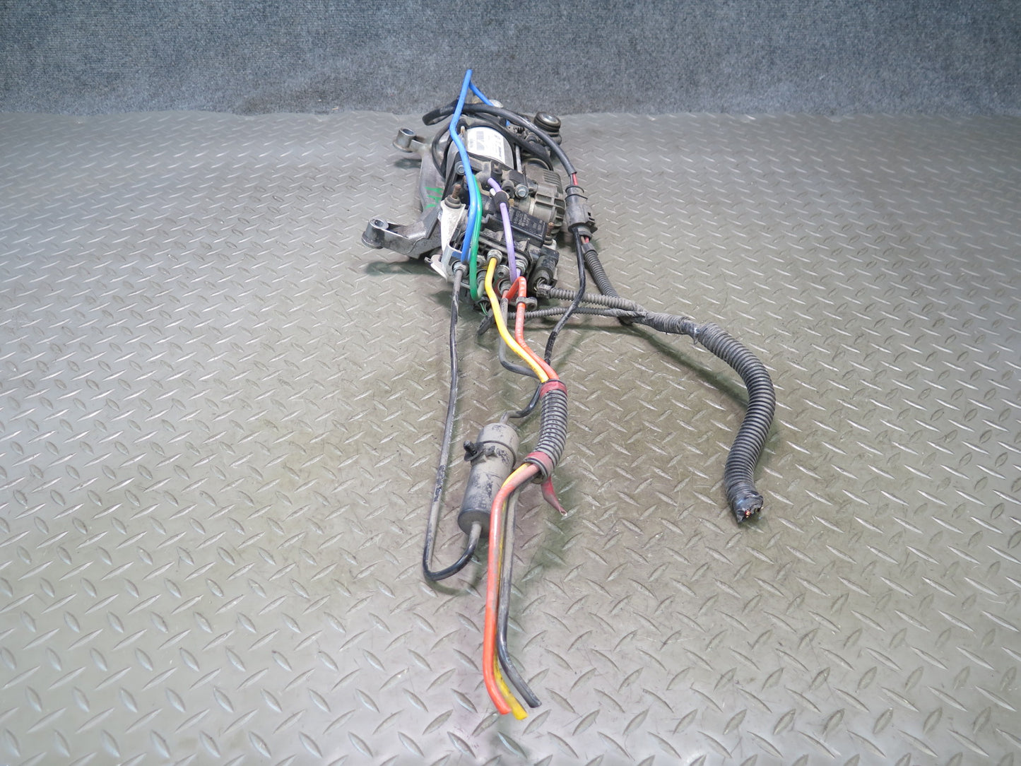 2011-2018 Porsche Cayenne 958 Air Suspension Compressor Pump 7P0698007B