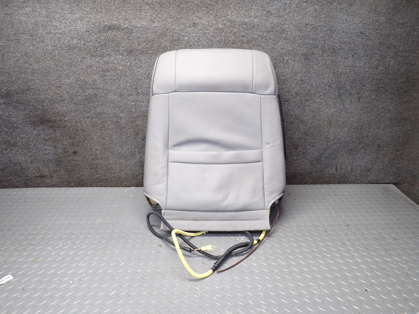 01-05 Lexus JCE10L IS300 Front Right Seat Upper Backrest Leather Cushion OEM