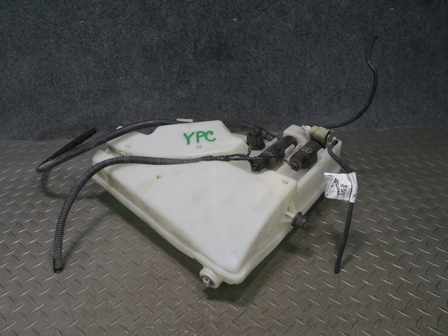 2011-2018 Porsche Cayenne 958 Windshield Washer Fluid Reservoir Tank w Pump