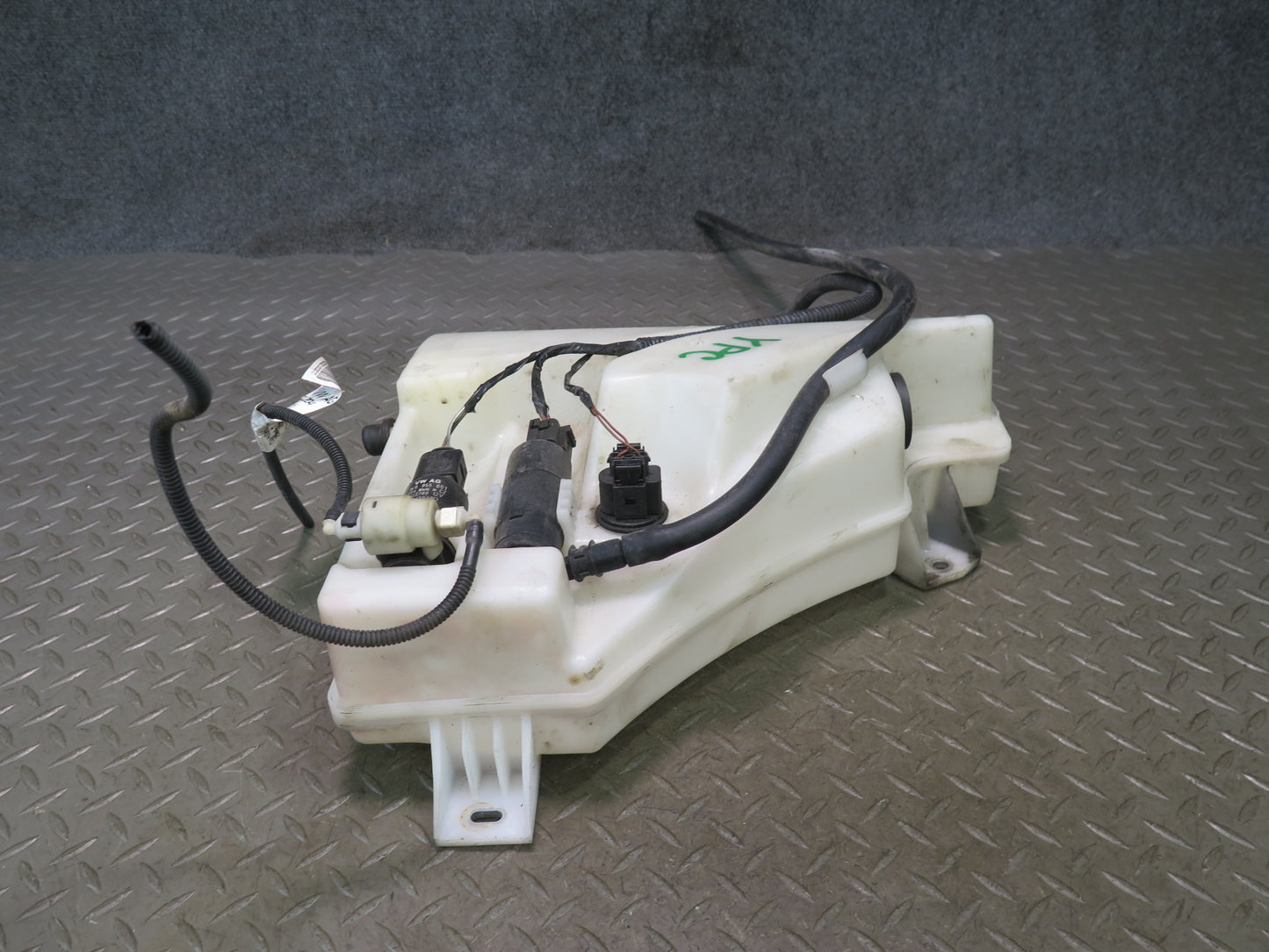 2011-2018 Porsche Cayenne 958 Windshield Washer Fluid Reservoir Tank w Pump
