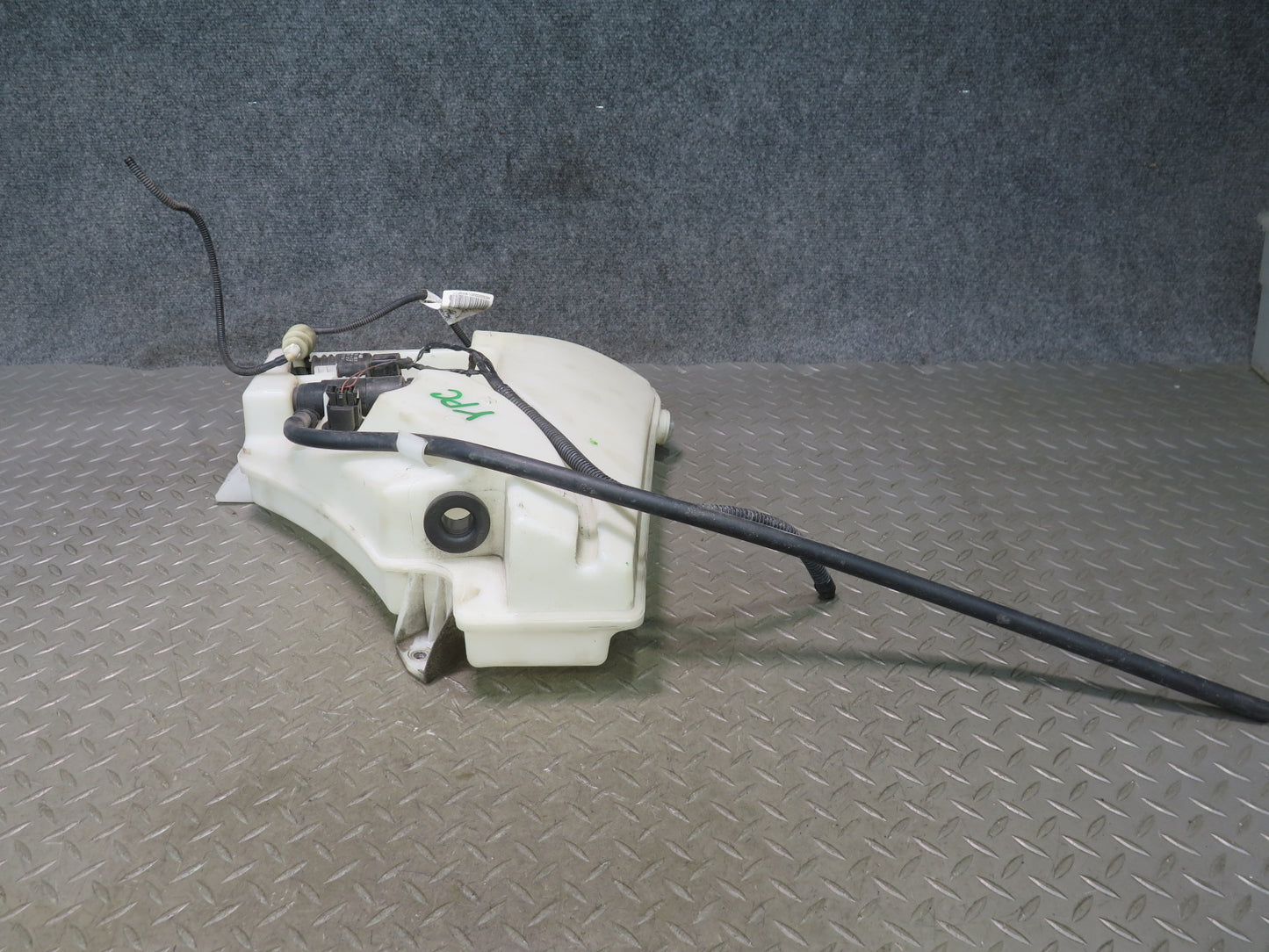 2011-2018 Porsche Cayenne 958 Windshield Washer Fluid Reservoir Tank w Pump