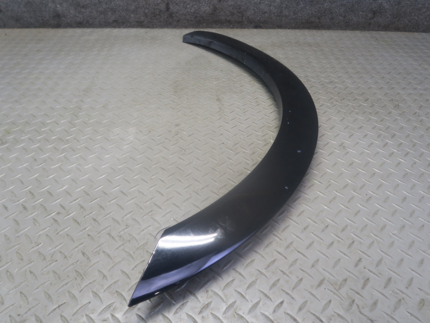 2013-2014 Porsche Cayenne 958 GTS Front Right Wheel Arch Fender Flare Molding