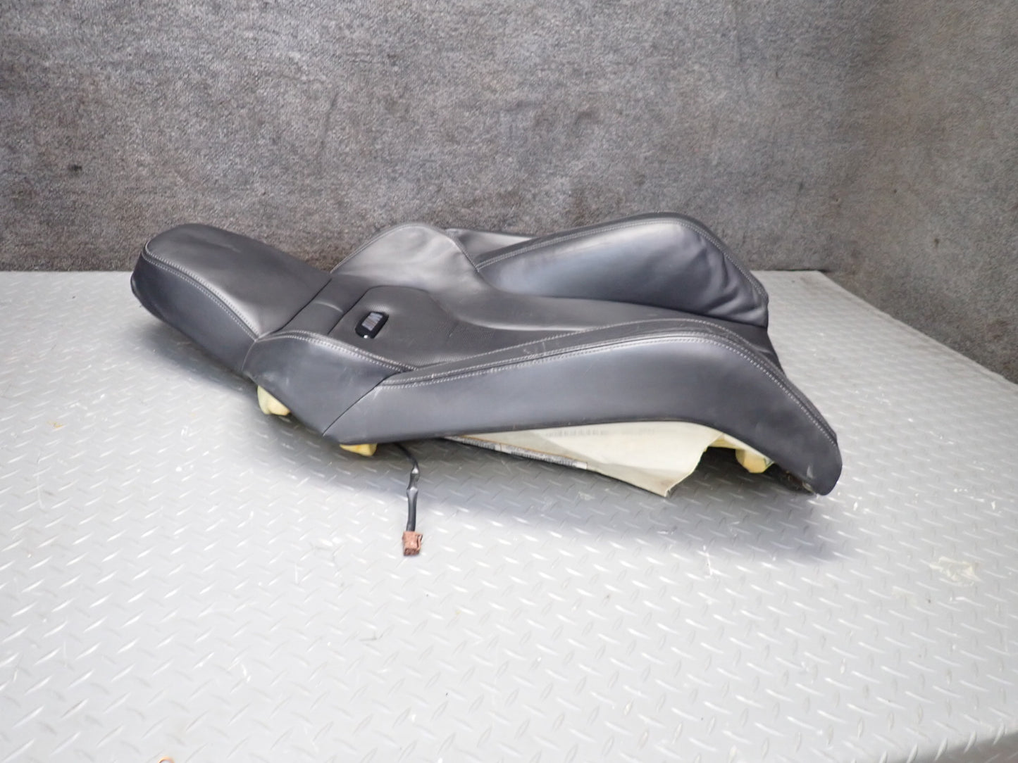2015-2020 BMW F82 M4 Front Right Pass Side Seat Upper Leather Cushion Black
