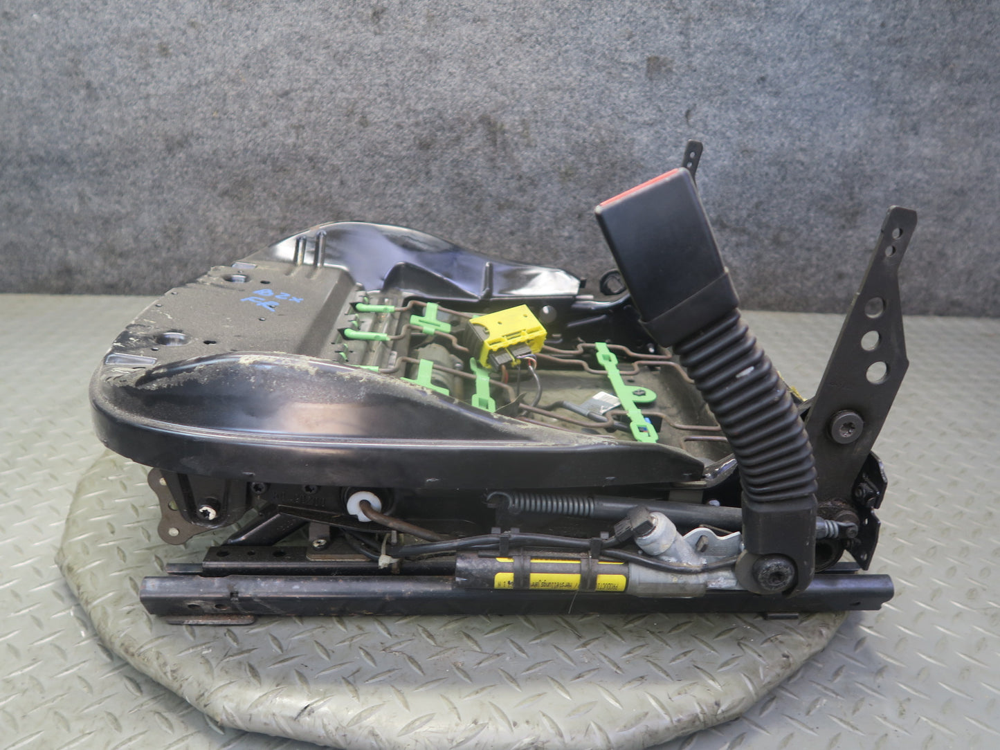 03-08  BMW E85 Z4 Front Right Seat Lower Frame Track Rail w Motors OEM