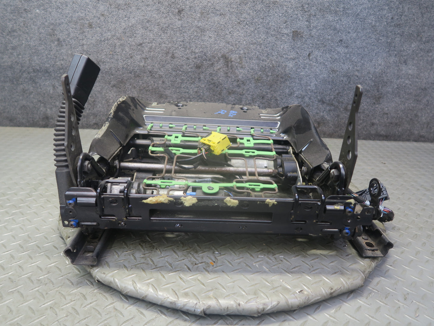 03-08  BMW E85 Z4 Front Right Seat Lower Frame Track Rail w Motors OEM