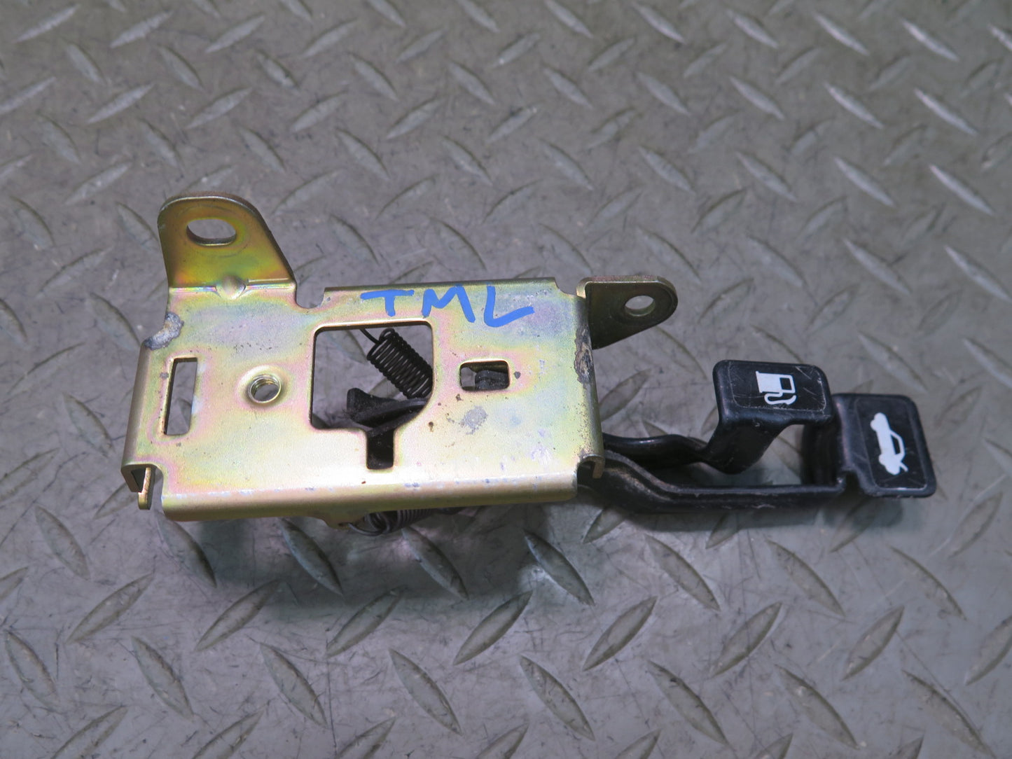 00-05 Toyota MR2 Spyder ZZW30L Trunk & Fuel Door Open Release Handle OEM