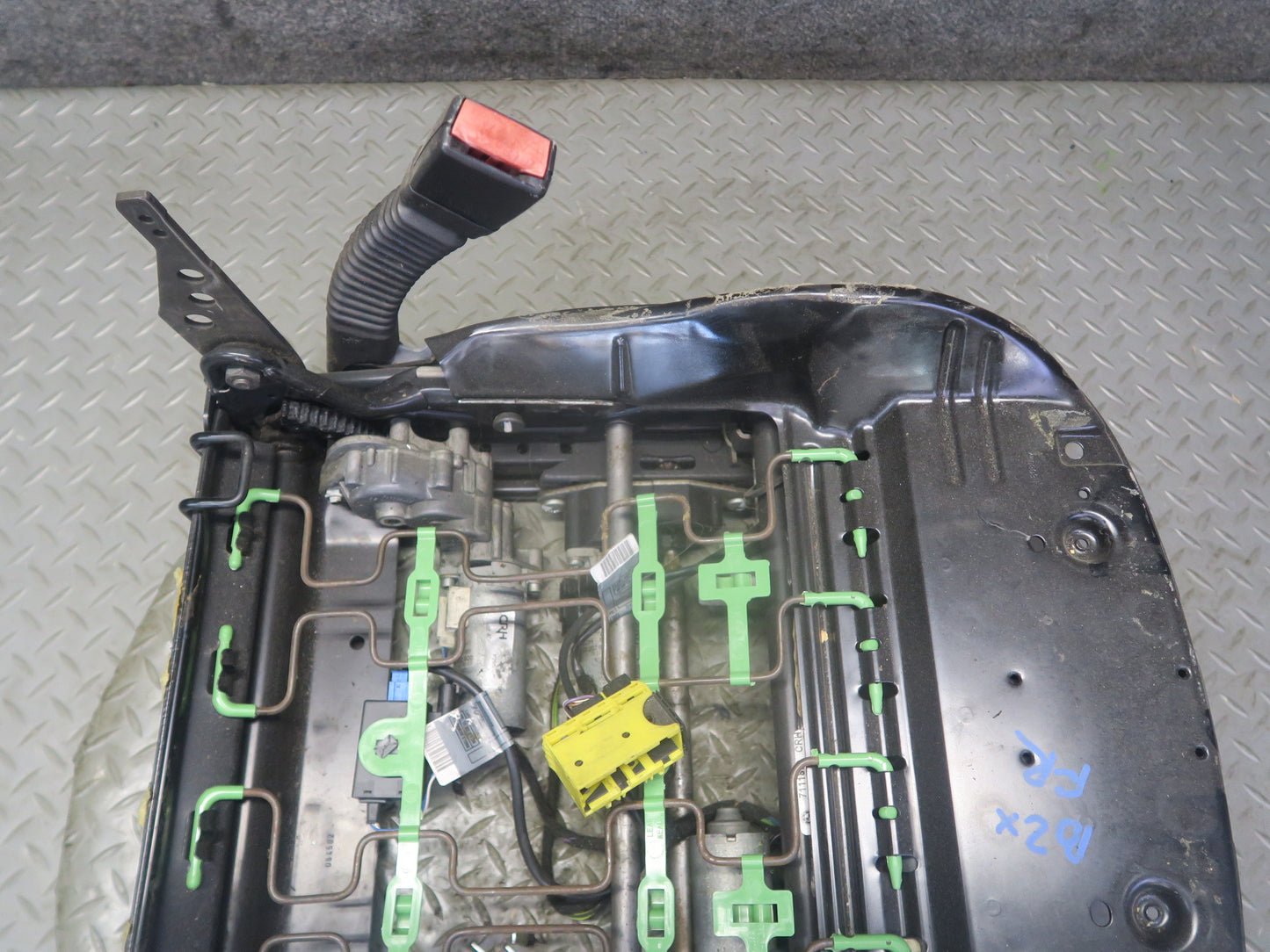 03-08  BMW E85 Z4 Front Right Seat Lower Frame Track Rail w Motors OEM